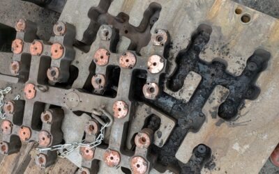 Why clean injection moulds?